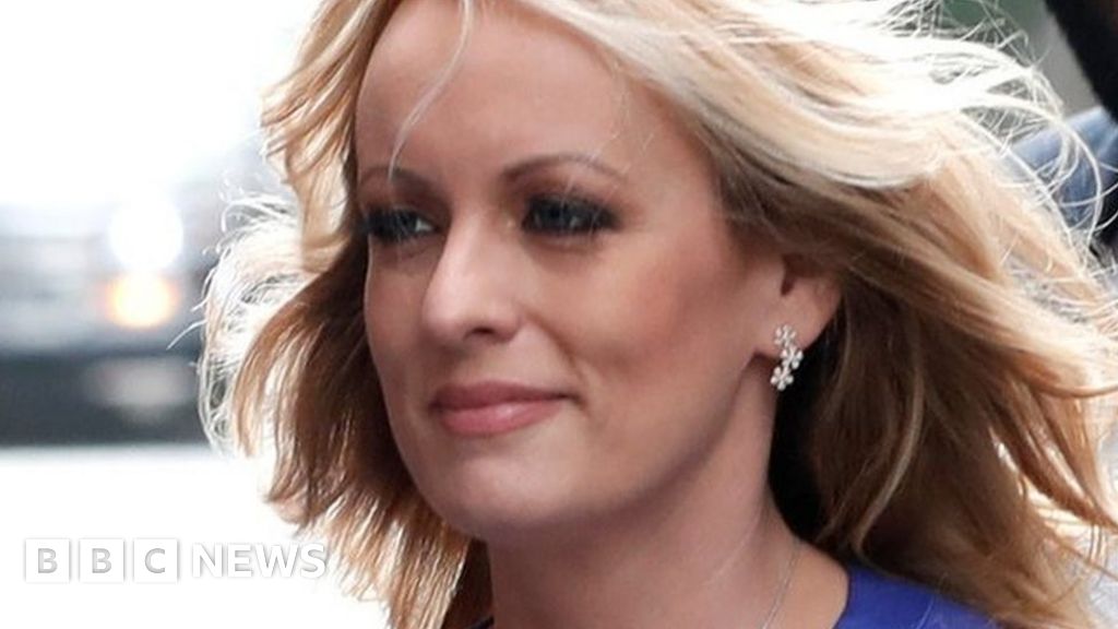 Stormy Daniels warns Trump on SNL 'storm's a coming baby' - BBC News