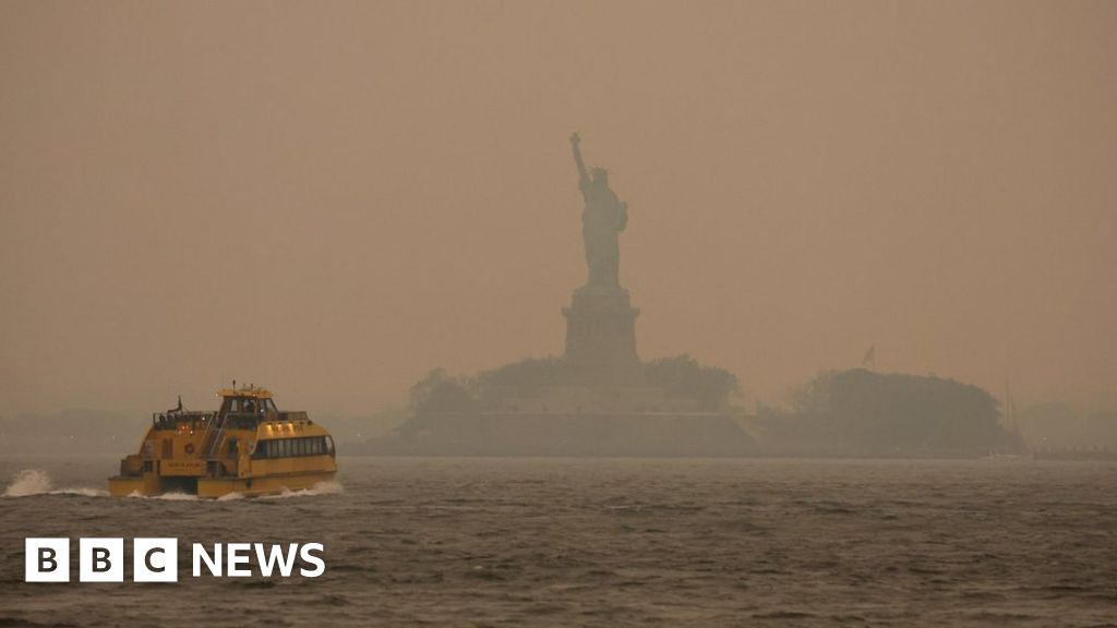 I voli LaGuardia e Newark sono in ritardo a causa di incendi in Canada