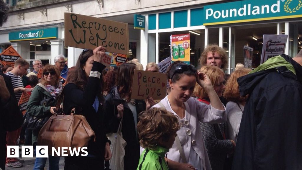 Demonstrators Take To Streets To Say Refugees Welcome In Wales Bbc News 