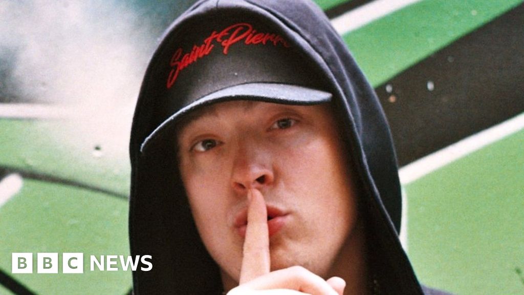 Corby: 'Ed Sheeran inspired me to rap about my home town' - BBC News