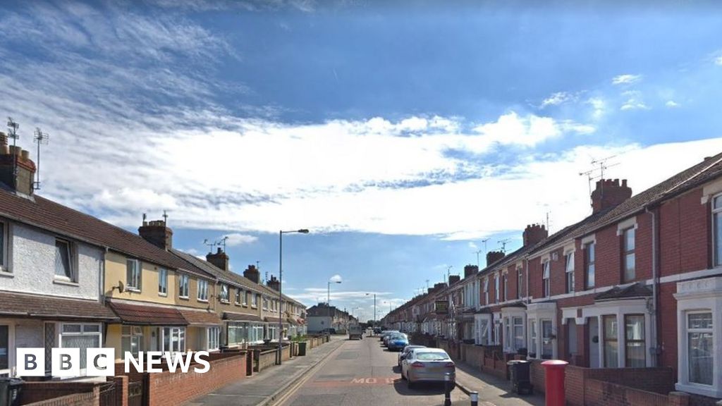 Swindon stabbing: Seven held after man injured