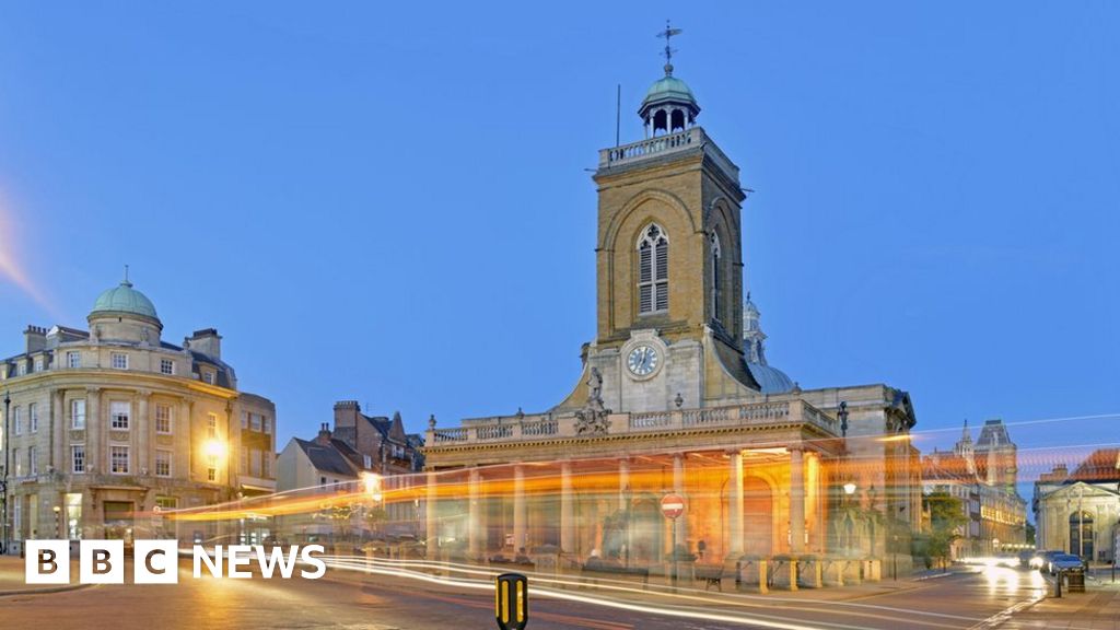 Northamptonshire population rises by 13.5 shows census BBC News