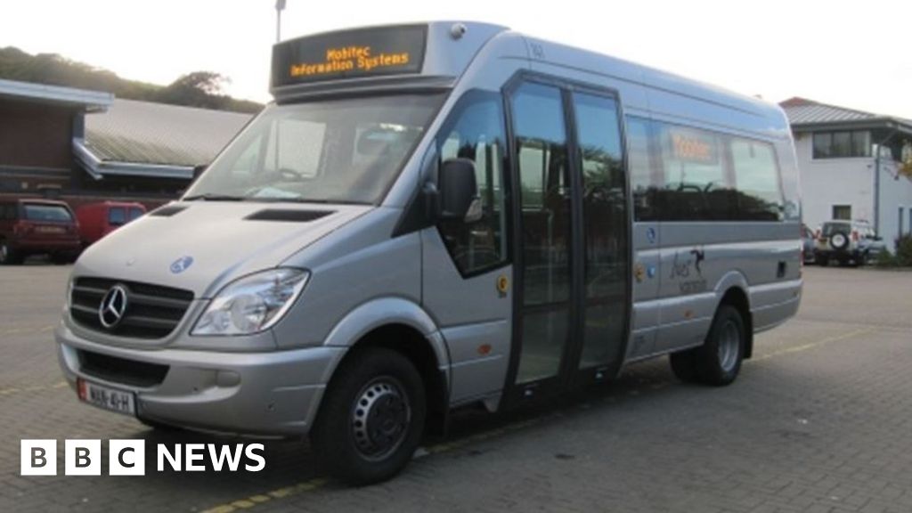 Isle of Man plans to extend on-demand bus services - BBC News