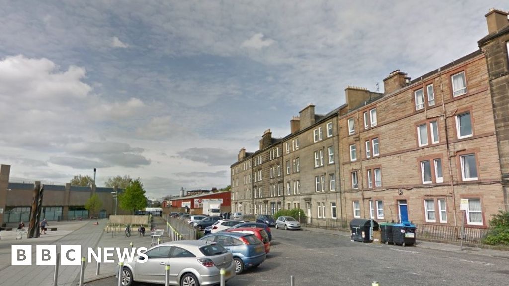 Torched Car Found In Edinburgh Police Investigate Nearby Gunshot - g0g1ajo