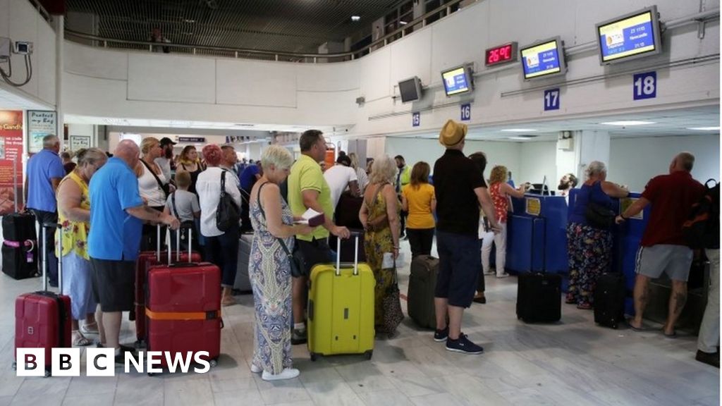 thomas cook baggage claim