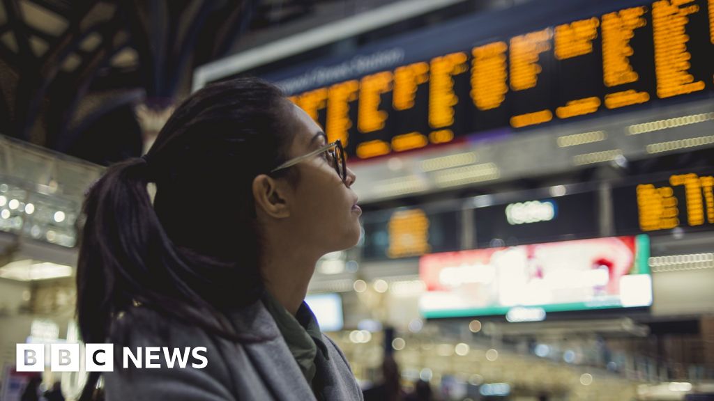 Rail strikes: Passengers urged not to travel during walkout