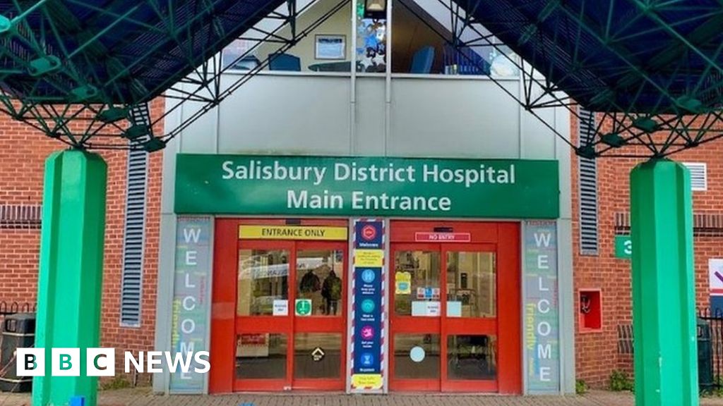 Salisbury District Hospital has 500 staff vacancies, CEO says