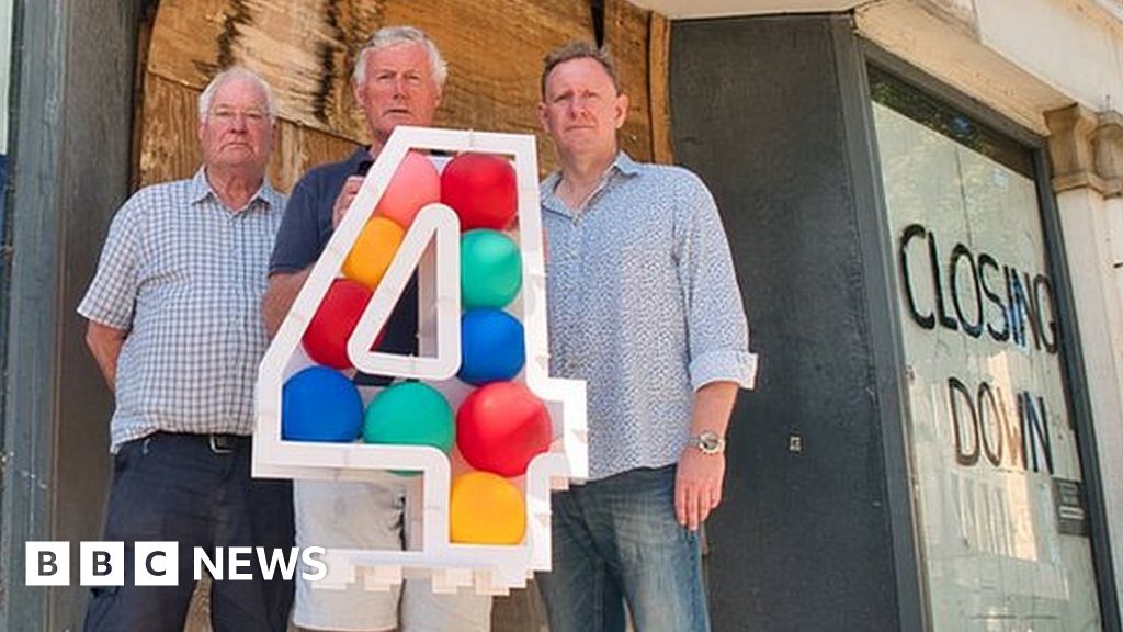 Cheltenham group calls for action over 'eyesore' shop BBC News