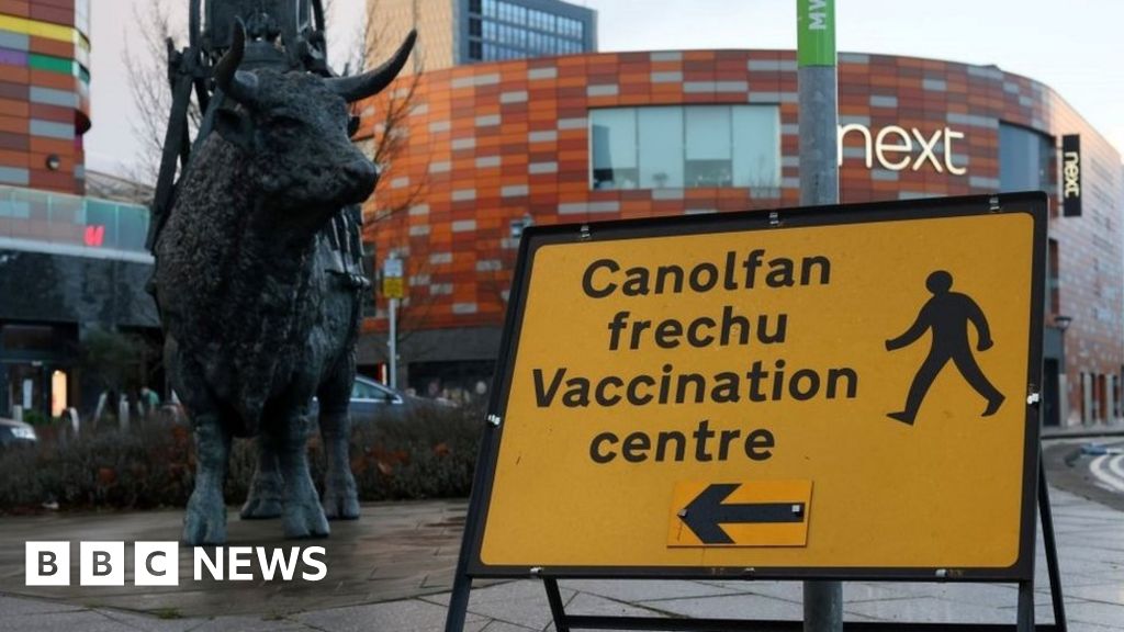 Covid In Wales: BMA Says Vaccine Booster Key To Avoiding Lockdowns