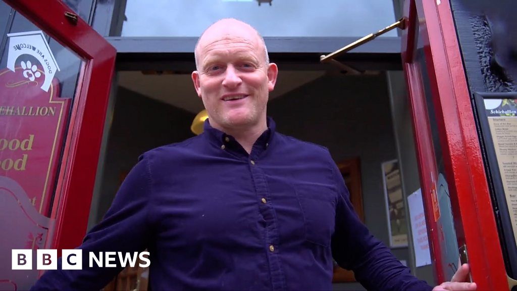 Tiny town opening its arms to Ukrainian refugees