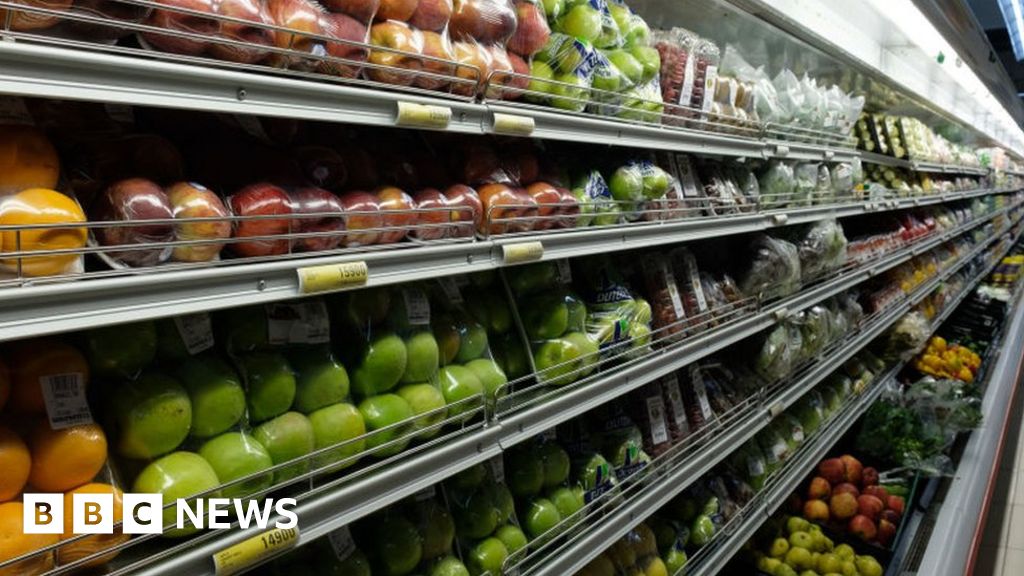 Featured image of post French ban on plastic packaging for fruit and vegetables begins