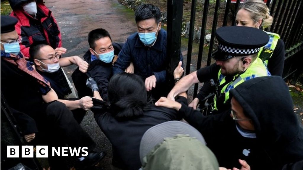 I was dragged into China consulate protester Bob Chan says – BBC