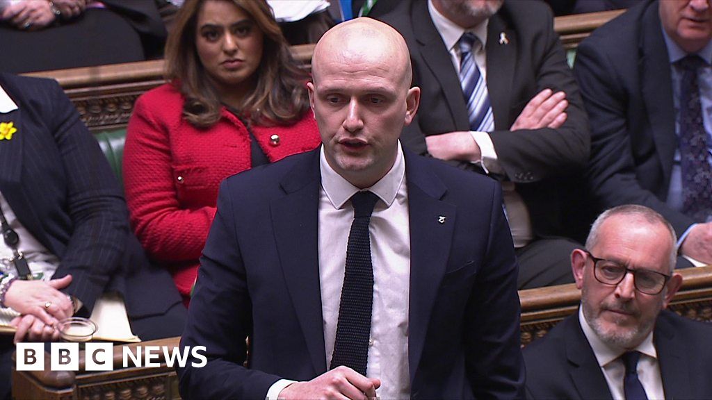 SNP: Tories freezing households rather than energy bills