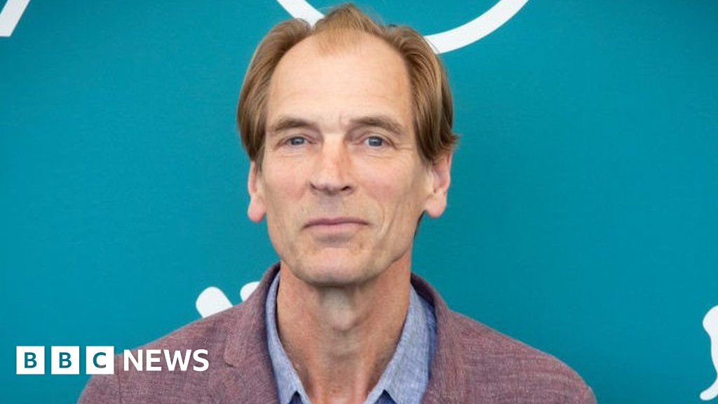 Julian Sands: Police resume air search for missing British actor