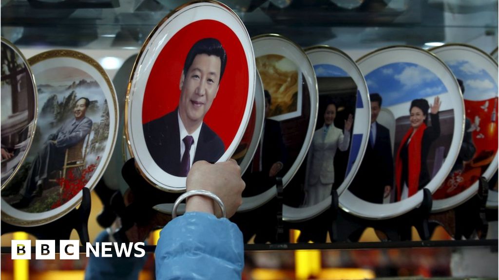 China Corruption Crackdown Netted 300000 In 2015 Bbc News 