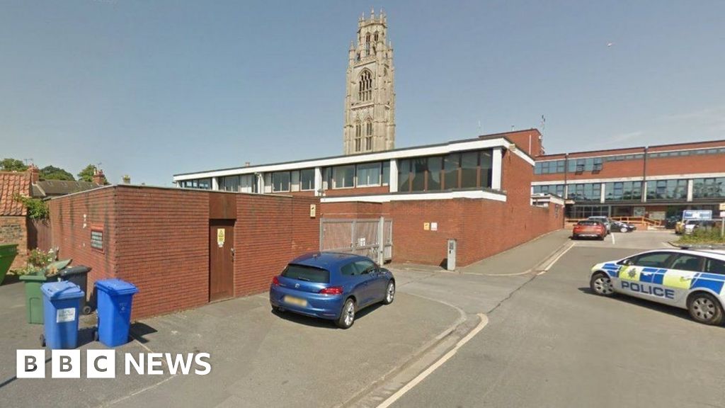 Lincolnshire Police Report highlights concerns over use of force BBC