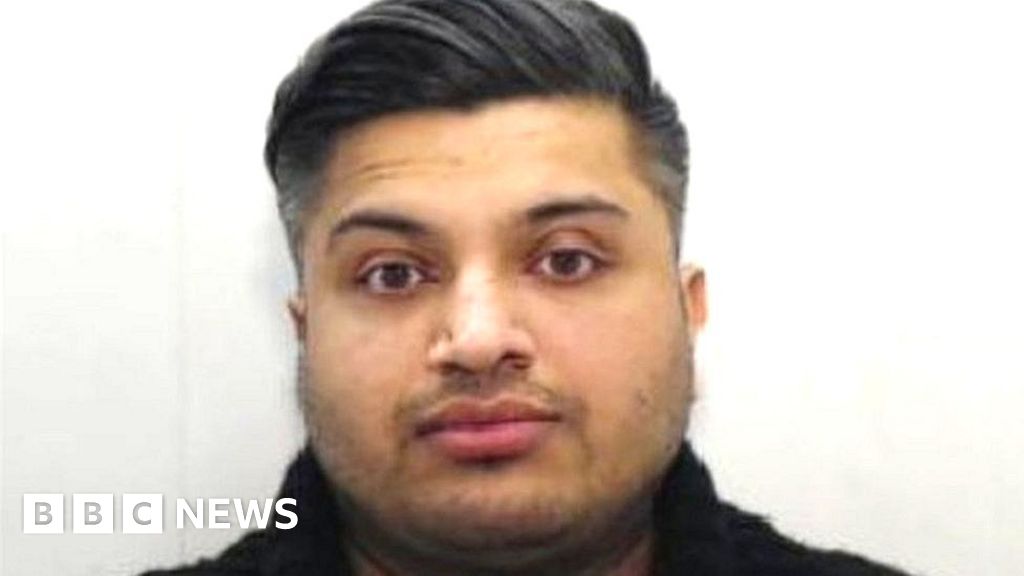 Greater Manchester Pc Who Groomed Cadets On Police Scheme Jailed