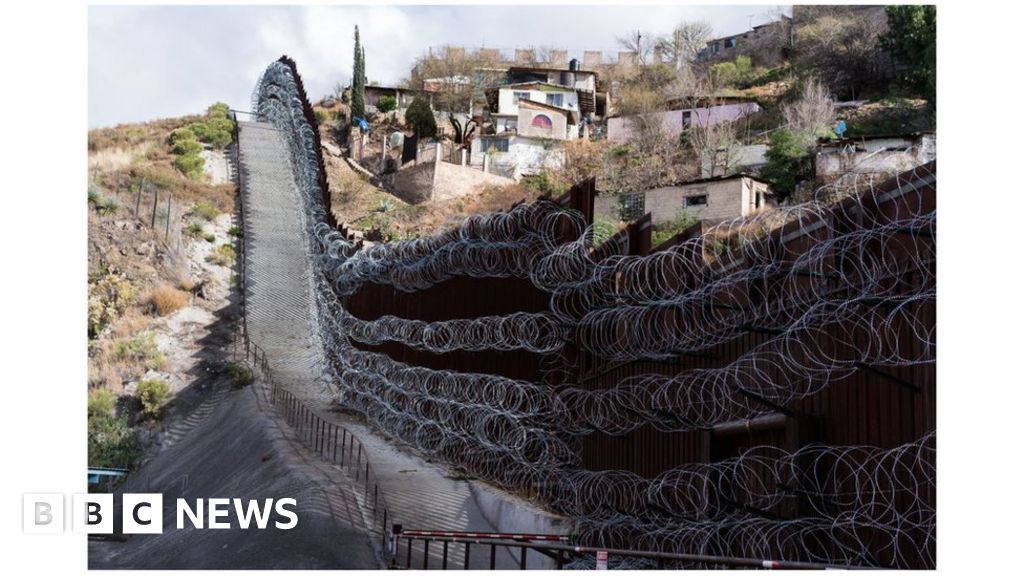 Coronavirus: Mexicans demand crackdown on Americans crossing the border