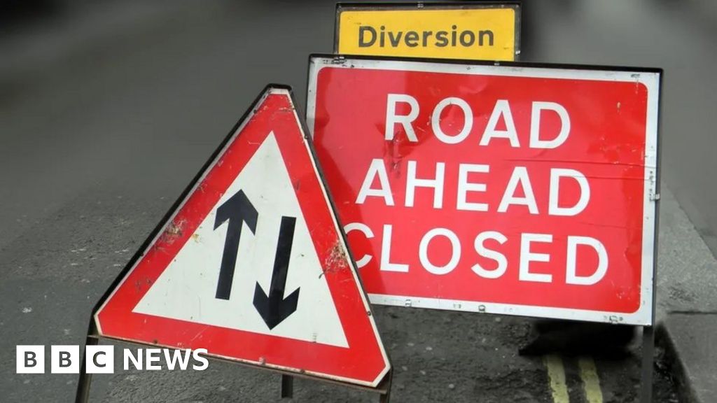 Kelston Road closed for urgent tree felling works BBC News