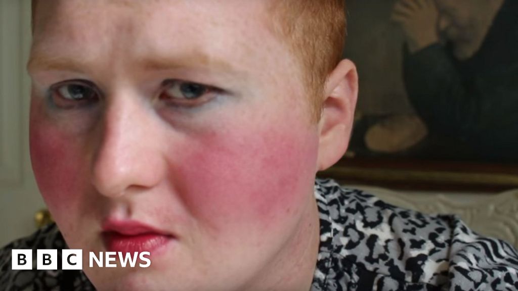 Youtuber Behind Gingers Do Have Souls Clip Posts First Video As Trans Woman Bbc News