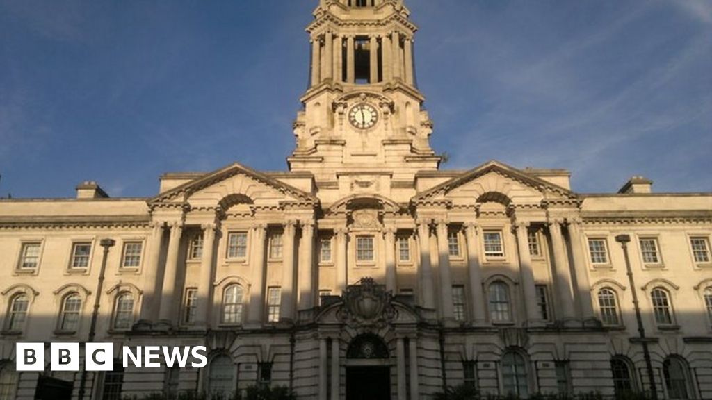 Stockport Council Urgent review call over complaint handling BBC News