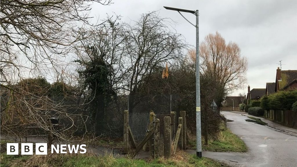 BurnhamonCrouch street light turned on after sevenyear wait BBC News