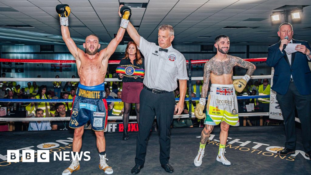 Boxer wins fight then completes Great North Run the next day