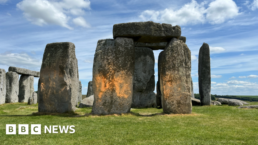 Just Stop Oil Protesters Spray Stonehenge Orange, Deny Vandalism Charges