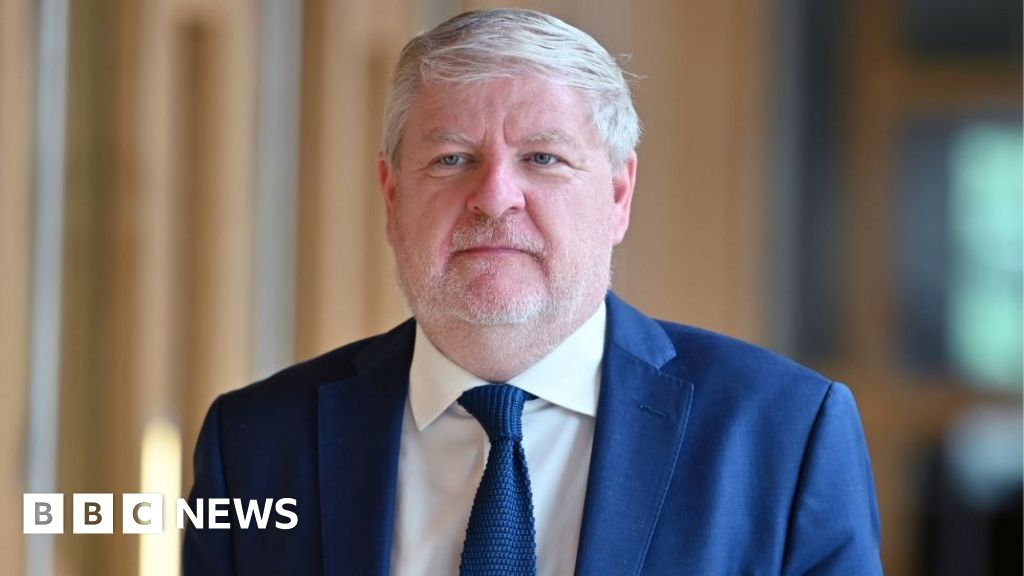 Angus Robertson Defends Controversial Israel Meeting