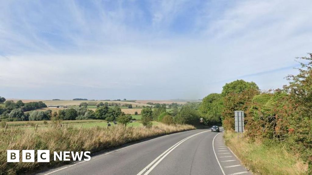 Man dies in two-car crash on A44 in Herefordshire – BBC.com