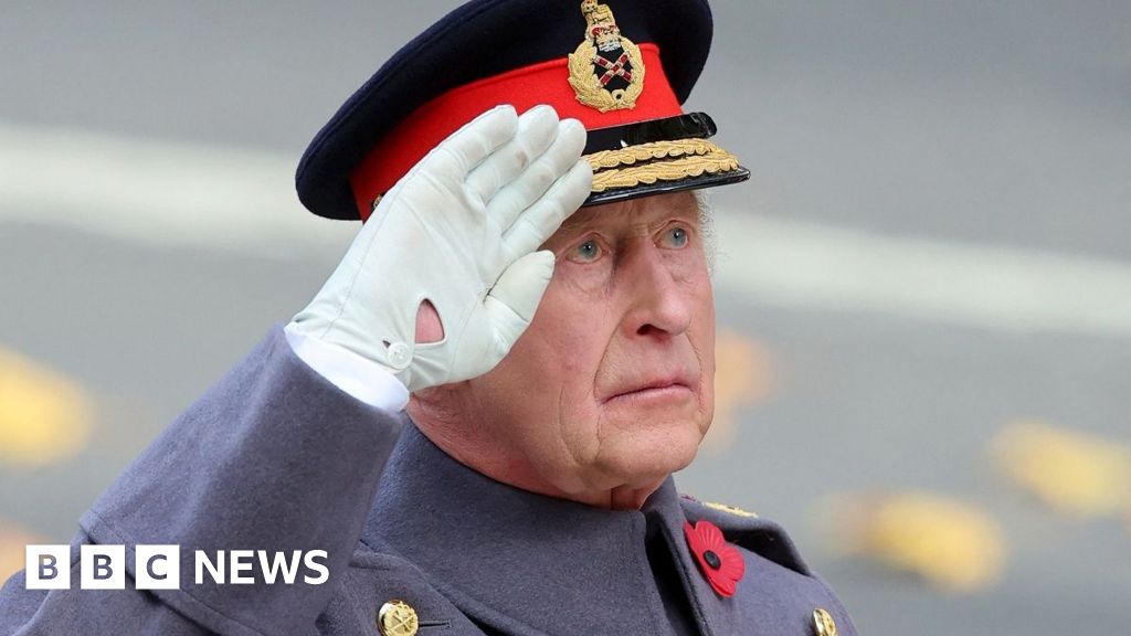 A moment of stillness for Royal Family and veterans at poignant Remembrance