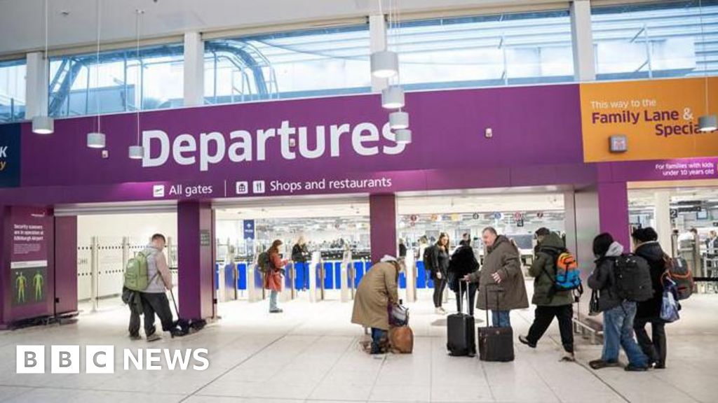 Edinburgh Airport installs scanners, allows liquids in bags