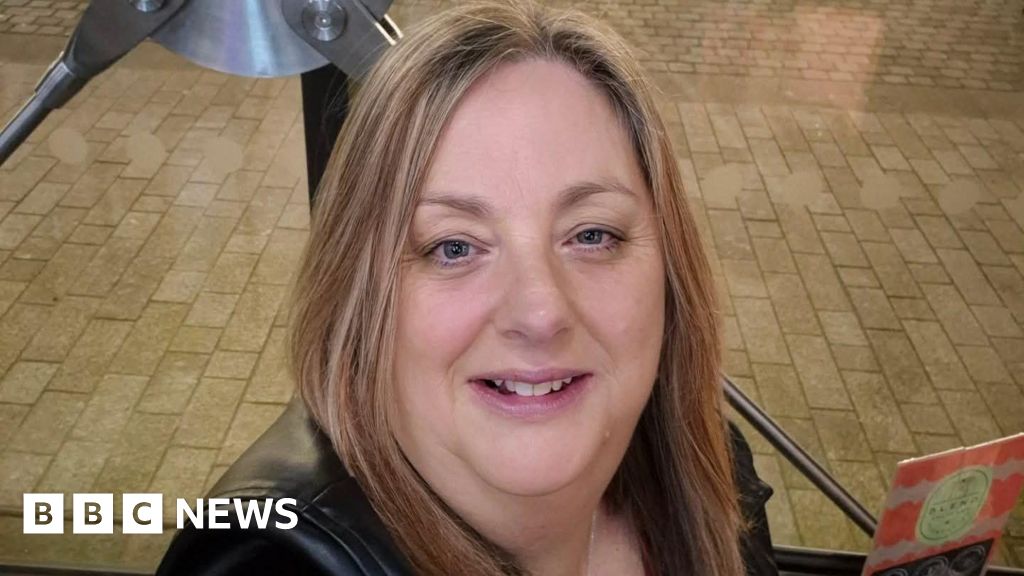 bbc.co.uk - Lucy Ashton - I had the jab - but ended up in hospital with super flu' - BBC News