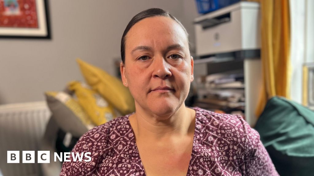 Category 5 Hurricane Melissa Strands US Families Across Jamaica