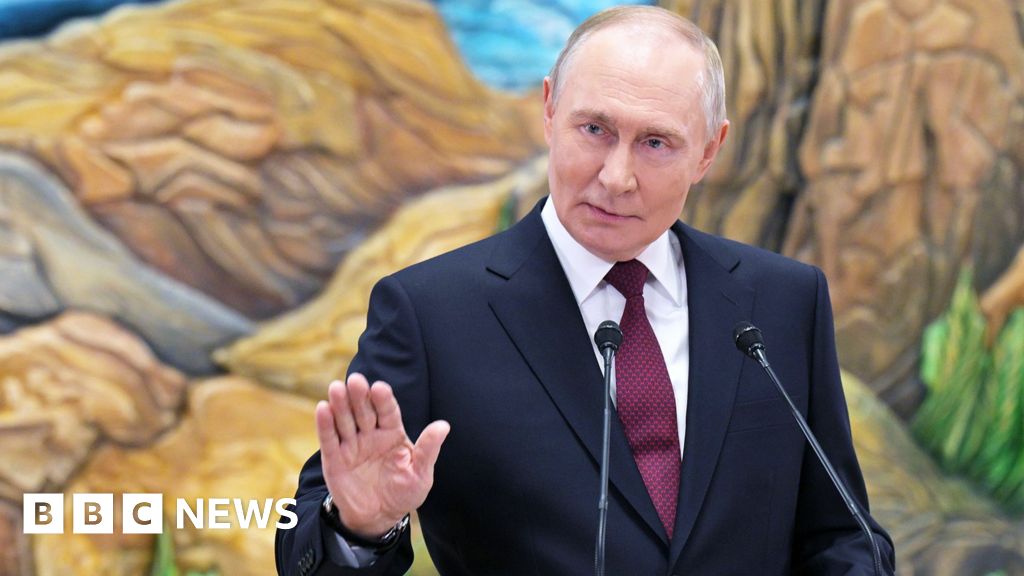 Putin doubles down on demands for Ukrainian territory ahead of talks with US in Moscow