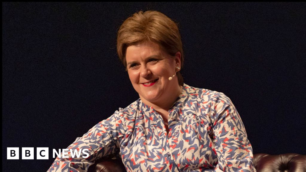 Nicola Sturgeon makes comedy festival debut in Glasgow