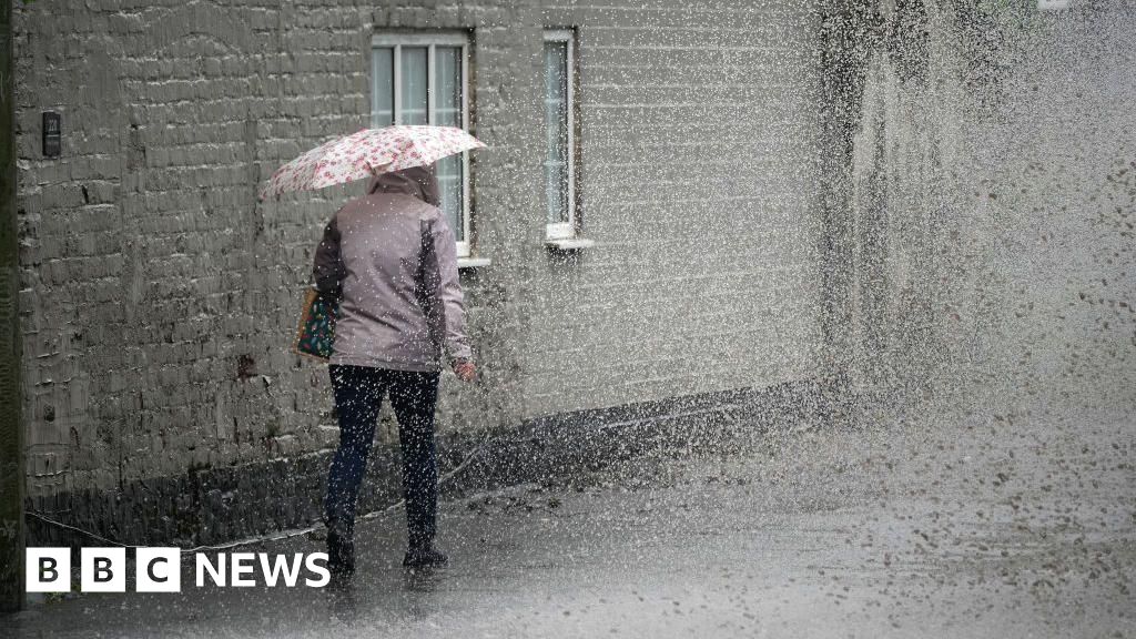 Yellow weather warning for UK as more thundery showers on way