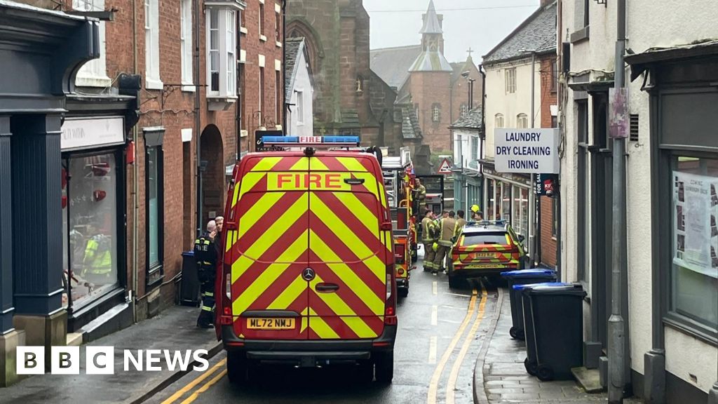 Man rescued after falling 30ft down well