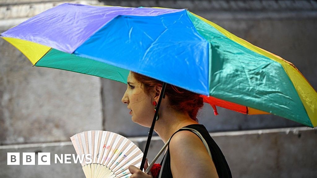 France issues ‘unprecedented’ heat alerts as new week of soaring European temperatures starts