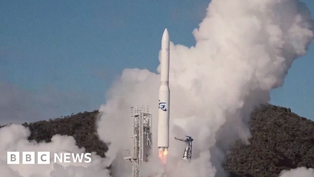 First Australian-made rocket crashes shortly after lift off