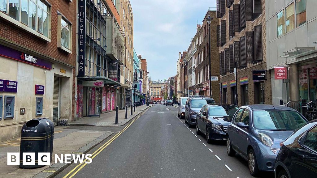 London Black Cab Drivers Face Competition From Robotaxis