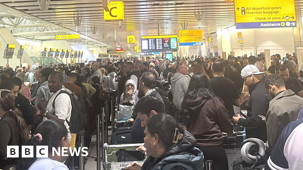 Heathrow among airports hit by cyber-attack on check-in system