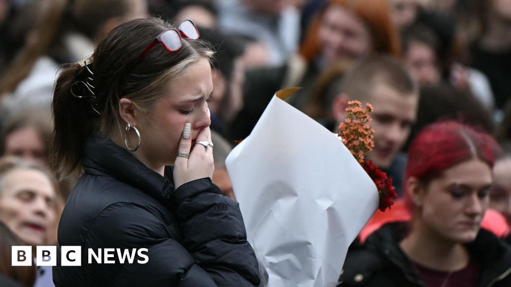 Liam Payne fans sing and grieve at global vigils for former One Direction star