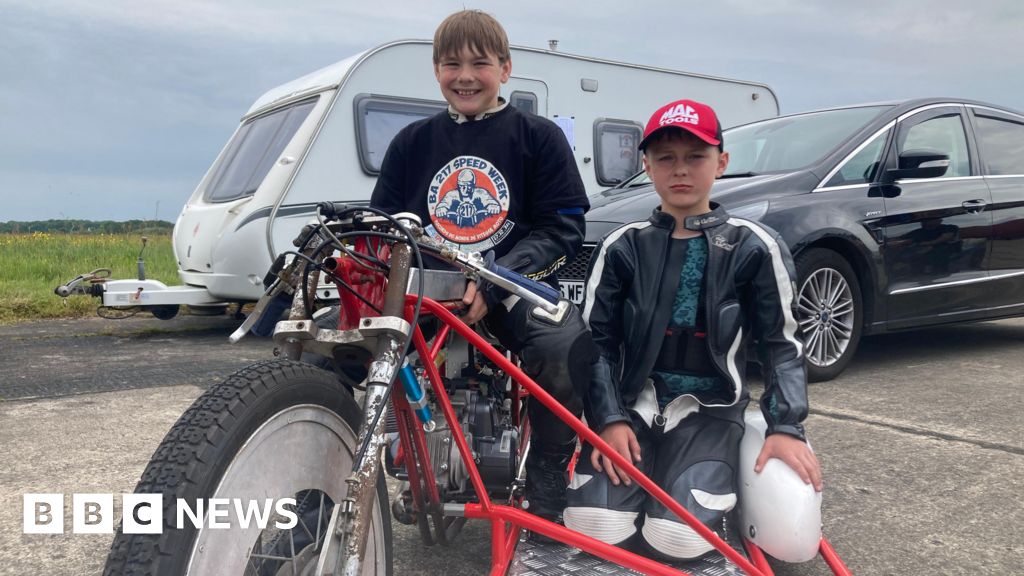 Friends, 11 and 10, set bike and sidecar land speed record