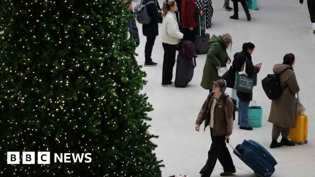 Millions head home for Christmas on busiest day of festive getaway