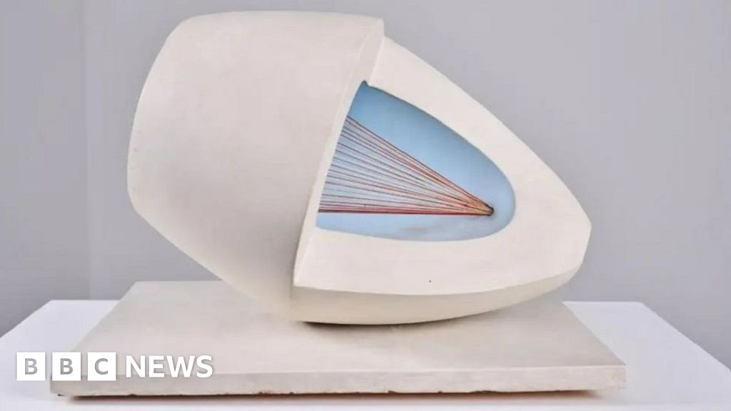 Hepworth piece to remain in UK after £3.8m raised