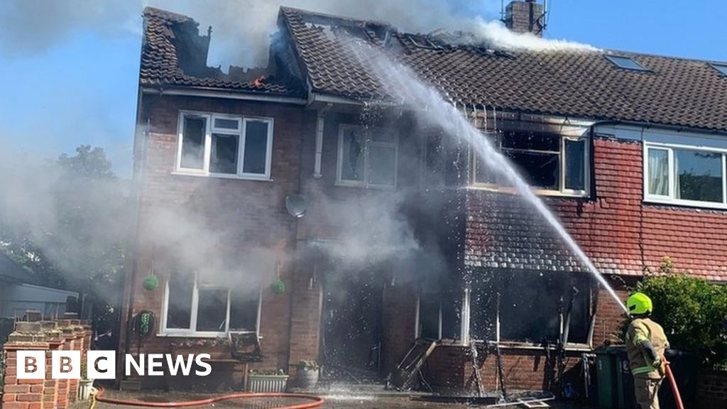 Ongar fire destroys property and leaves family homeless BBC News