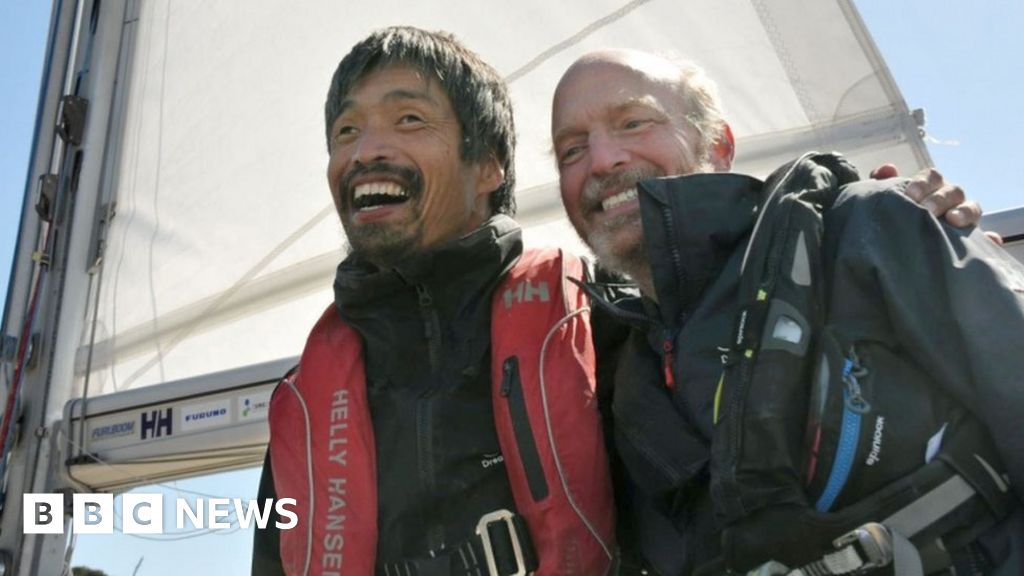 Blind Japanese sailor completes non-stop Pacific voyage - BBC News