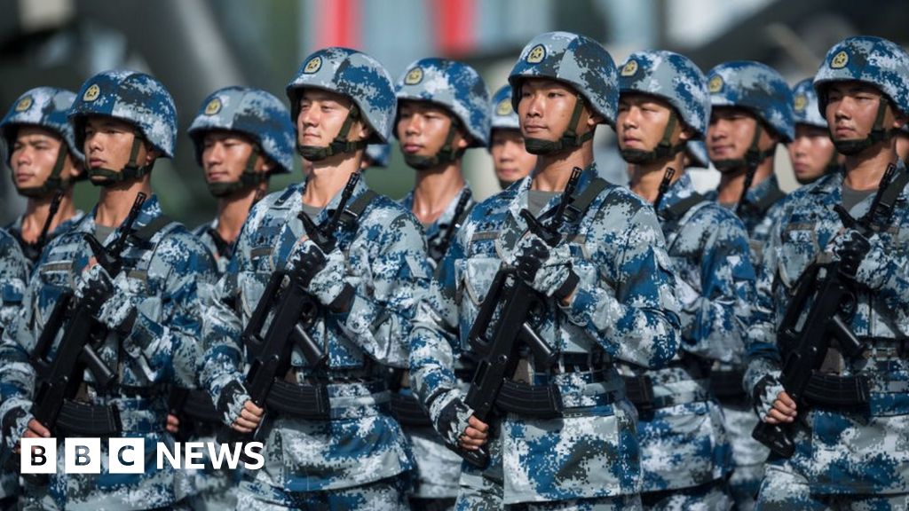 Squelching mushuk bilan sikish