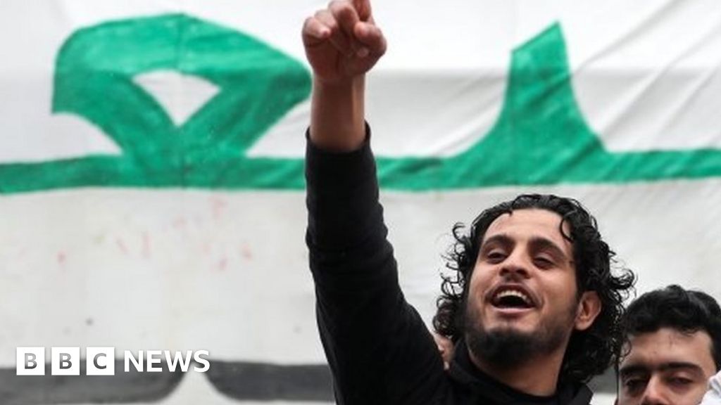 Syrian 'rebel icon' dies after clashes